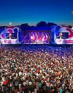 Donauinselfest - это самый крупный в Европе музыкальный фестиваль под открытым небом